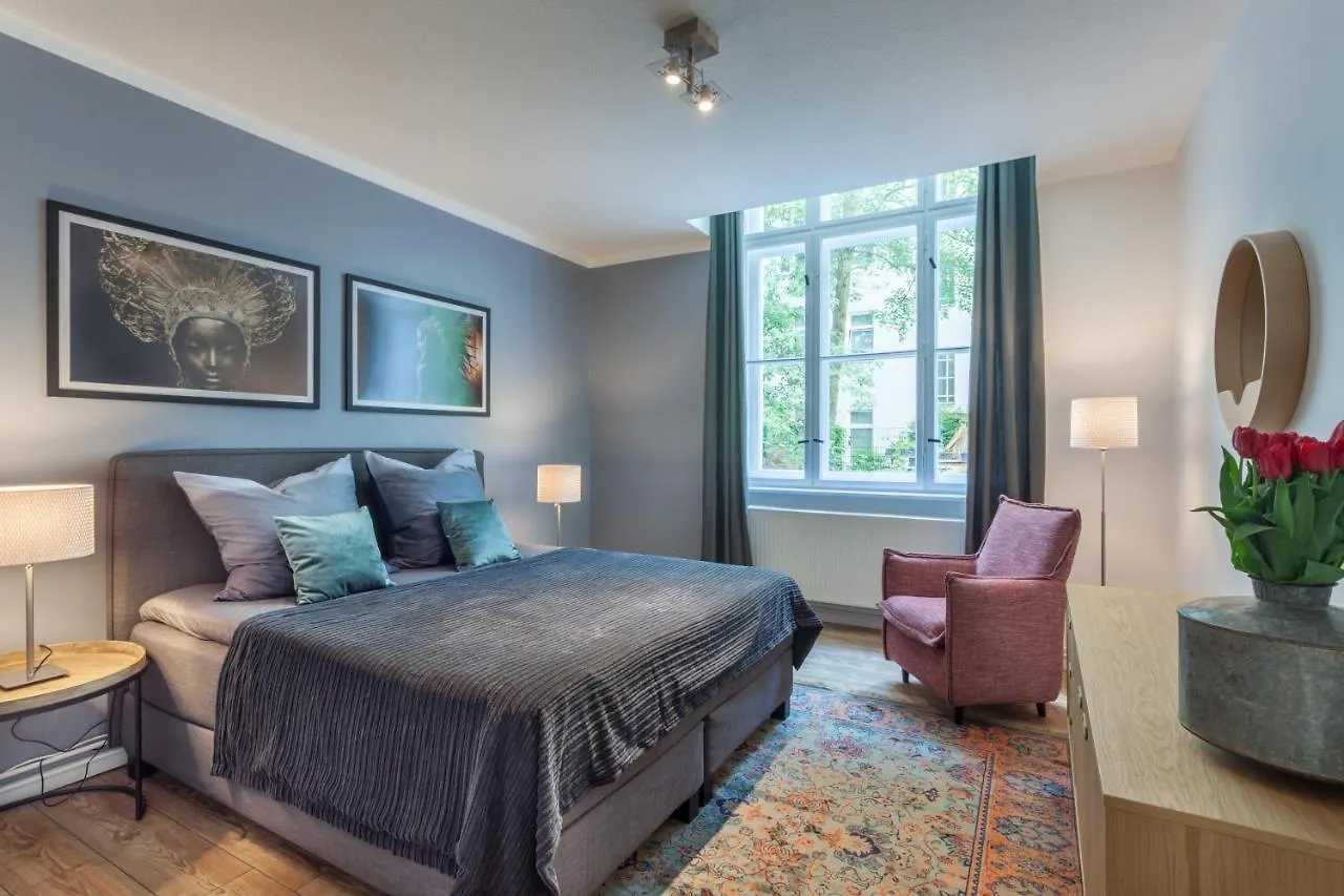 The Paul Ii, 3 Bedrooms Up To 6 Ppl In Prenzlauer Berg contacts